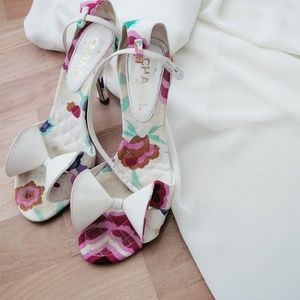 CHANEL heels in pristine condition, size 36